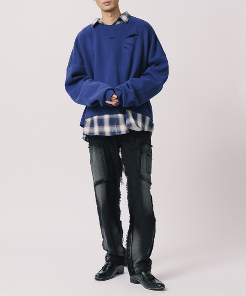 Theater code(シアターコード)の「Damaged Cropped Logo Sweatshirt /ダメージ クロップド ロゴ スウェット(スウェット・メンズ・ダークグレー/クリーム/ネイビー/ライトグレー/ブラック・2/3)」の14枚目の写真