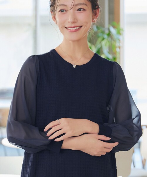 Tiaclasse(ティアクラッセ)の「【大きいサイズ】シアーチェック柄ニットチュニック(ニット/セーター・レディース・ラベンダー/ネイビー/グレー/グレー系その他/ピンク・XL/XXL)」の9枚目の写真