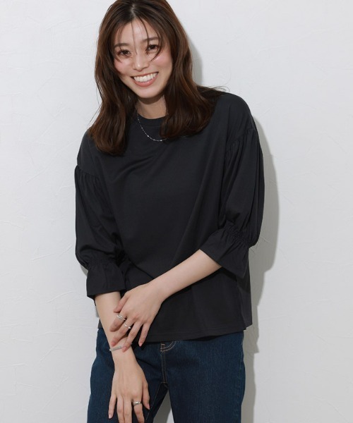 Pierrot（ピエロ）の「接触冷感キャンディスリーブTシャツ（Tシャツ/カットソー・レディース・ブラック/ライトブルー/グレイッシュベージュ/オフホワイト・L/M）」の17枚目の写真