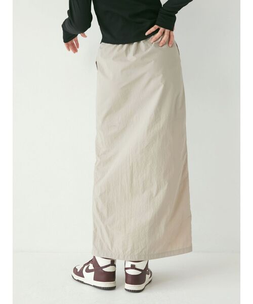 Ungrid(アングリッド)の「フロントジップラインスカート(スカート・レディース・ベージュ/ネイビー・FREE)」の12枚目の写真