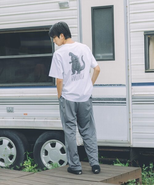 JOURNAL STANDARD（ジャーナルスタンダード）の「CHAMPION / JS GODZILLA 70th PRINT TEE（Tシャツ/カットソー・メンズ・ブラック系その他/ライトホワイト/ホワイト/ホワイト系その他/ブラック×ブラック/オフホワイト/グレー/チャコールグレー/スミクロ/ホワイト×ホワイト/ブラック・MEDIUM/LARGE/X-LARGE）」の18枚目の写真