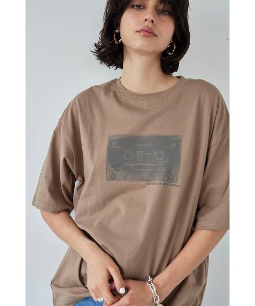 ALEXIA STAM（アリシアスタン）の「STUCK IN MY MIND Tee /STUCK IN MY MINDオーバーTee（Tシャツ/カットソー・レディース・カーキ/ホワイト・FREE）」の20枚目の写真