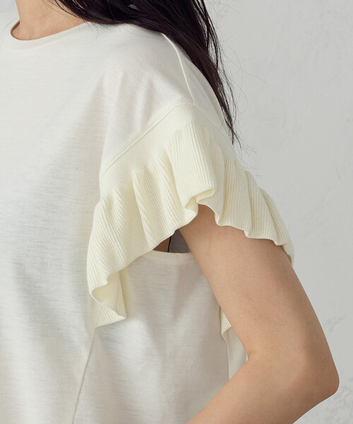 COMME CA ISM(コムサイズム)の「フリルカットソー(Tシャツ/カットソー・レディース・アイボリー/ブラック・MEDIUM/LARGE)」の11枚目の写真