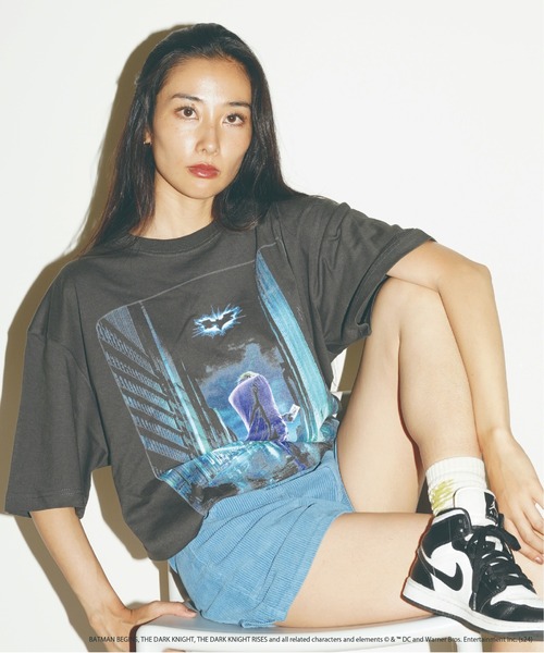 tシャツ THE DARK KNIGHT BIG PRINT Tシャツ I レディース メンズ セール】THE DARK KNIGHT BIG PRINT Tシャツ Ⅰ（Tシャツ