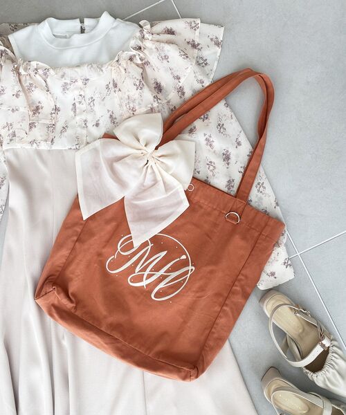 MAJESTIC LEGON（マジェスティックレゴン）の「リボンモチーフセットロゴトートバッグ（トートバッグ・レディース・ピンク/アイボリー/ブラック/ボルドー/ブルー/パープル/イエロー/オレンジ/グリーン・FREE）」の9枚目の写真