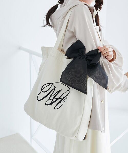 MAJESTIC LEGON（マジェスティックレゴン）の「リボンモチーフセットロゴトートバッグ（トートバッグ・レディース・ピンク/アイボリー/ブラック/ボルドー/ブルー/パープル/イエロー/オレンジ/グリーン・FREE）」の17枚目の写真