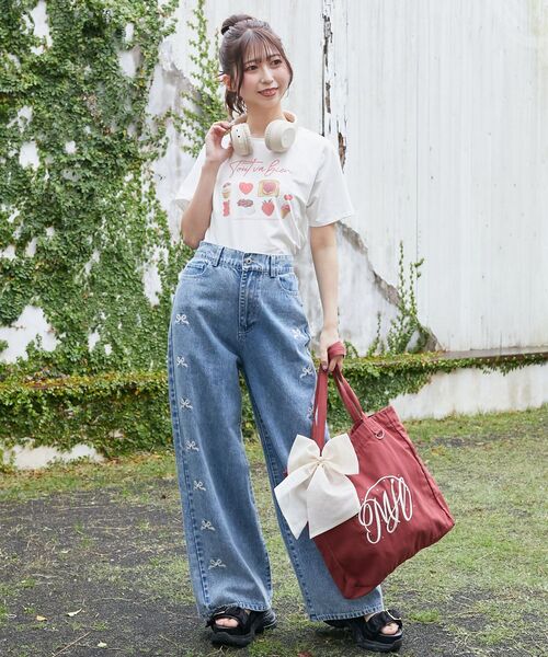 MAJESTIC LEGON(マジェスティックレゴン)の「リボンモチーフセットロゴトートバッグ(トートバッグ・レディース・ピンク/アイボリー/ブラック/ボルドー/ブルー/パープル/イエロー/オレンジ/グリーン・FREE)」の11枚目の写真