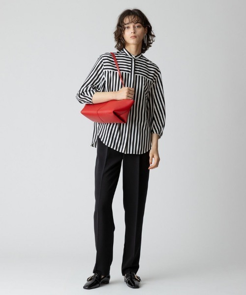 allureville(アルアバイル)の「ダブルクロスタックテーパードパンツ(その他パンツ・レディース・ブラック/ベージュ・1/2)」の21枚目の写真