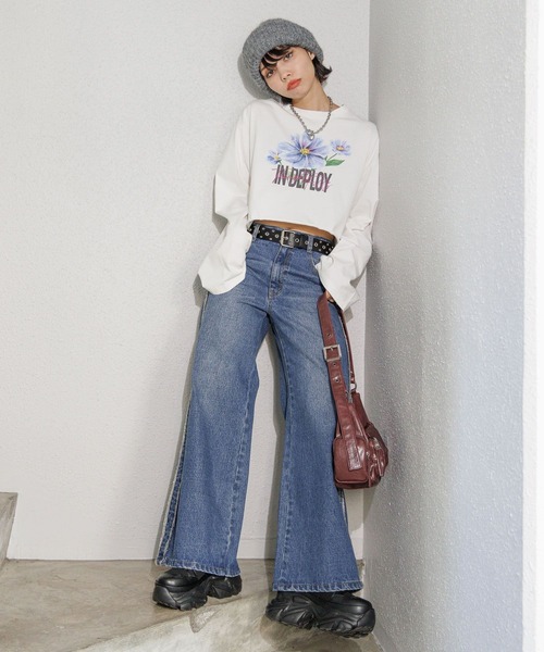 PAGEBOY(ページボーイ)の「フラワーダブルロゴロンT(Tシャツ/カットソー・レディース・オフホワイト/ブラック・FREE)」の3枚目の写真