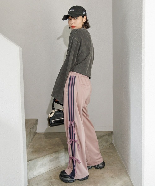 PAGEBOY(ページボーイ)の「フラワーダブルロゴロンT(Tシャツ/カットソー・レディース・オフホワイト/ブラック・FREE)」の12枚目の写真