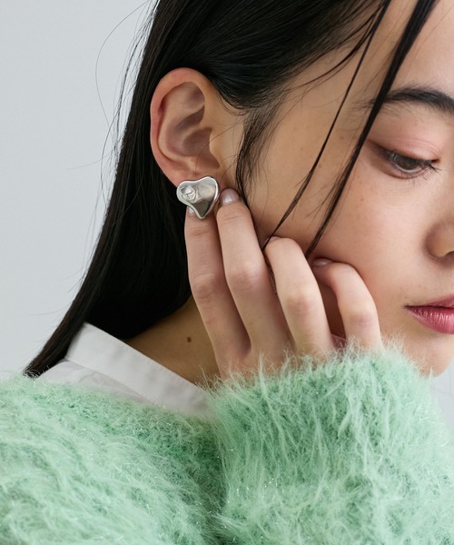 VIS(ビス)の「ハートピアス(ピアス(両耳用)・レディース・シルバー/ゴールド・FREE)」の2枚目の写真