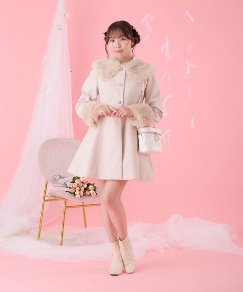 apres jour（アプレジュール）の「フェイクファーカラーコート【ZOZOTOWN限定アイテム】（その他アウター・レディース・アイボリー/ブラック/ブルーグレー/ピンクベージュ/チャコール・フリー/X-LARGE）」の10枚目の写真