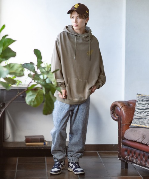 SIDEWAY STANCE（サイドウェイスタンス）の「【SIDEWAY STANCE】ピグメント プリント スウェット プルパーカー（パーカー・メンズ・ブラック/ブラウン系/ブラウン/ブラック系・SMALL/MEDIUM/LARGE/X-LARGE）」の14枚目の写真