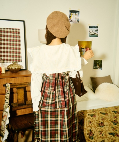 kutir（クティール）の「【クティールとレトロ】レースボウタイフリル襟ブラウス（シャツ/ブラウス・レディース・オフホワイト/グレー/ネイビー/ブラウン・FREE）」の10枚目の写真