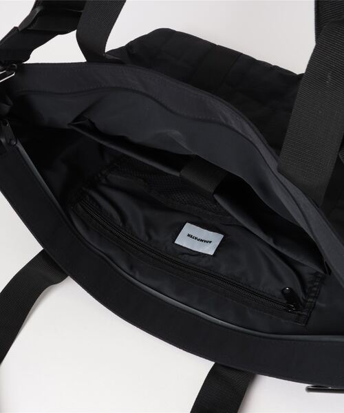ADAM PATEK(アダムパテック)の「『ADAMPATEK』square quilt shoulder tote bag/スクエアキルトビッグショルダートートバッグ(トートバッグ・メンズ・カーキ/ブラック/グレー・FREE)」の6枚目の写真