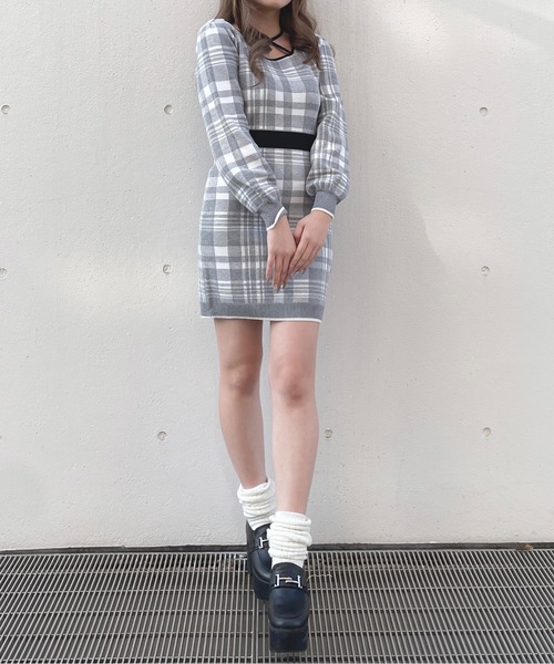 abc une face（アーベーセーアンフェイス）の「ジャガードバック