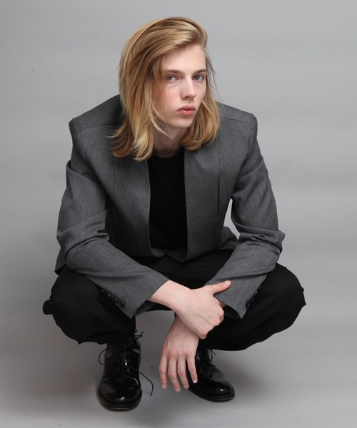 ato(アトウ)の「CLASSIC WOOL NO-COLLAR JACKET(ノーカラージャケット・メンズ・ネイビー/チャコールグレー・44/46/48)」の2枚目の写真