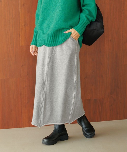 BAYFLOW（ベイフロー）の「[スリットデザインに調整可能]フロントジップスウェットスカート（スカート・レディース・オートミール/ネイビー/グレー・SMALL/MEDIUM）」の21枚目の写真