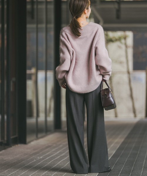 Noble（ノーブル）の「《追加》YAK/ヤク ワイドVネックニット 3（ニット/セーター・レディース・グレー/ピンク系その他/ホワイト/ブルー・FREE）」の5枚目の写真