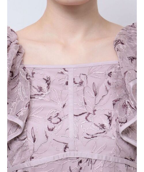 dazzlin(ダズリン)の「チュール刺繍マーメイドドレス(ドレス・レディース・パープル/オフホワイト/ブラック・SMALL/MEDIUM)」の10枚目の写真