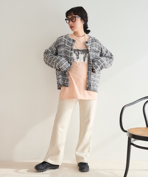 FREAK'S STORE(フリークスストア)の「ツイーディー ニットジャケット(ノーカラージャケット・レディース・グレー/ベージュ・フリ-)」の4枚目の写真