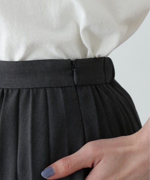 N.（N. Natural Beauty Basic）（エヌエヌナチュラルビューティーベーシック）の「ロングプリーツスカート（スカート・レディース・チャコールグレー/ベージュ・MEDIUM/SMALL）」の20枚目の写真