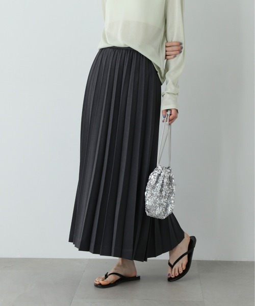 N.（N. Natural Beauty Basic）（エヌエヌナチュラルビューティーベーシック）の「ロングプリーツスカート（スカート・レディース・チャコールグレー/ベージュ・MEDIUM/SMALL）」の13枚目の写真