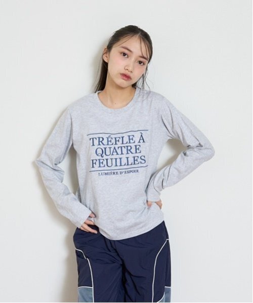 LOVETOXIC（ラブトキシック）の「【GOODPRICE】【綿100％】ロゴ刺しゅう長袖Tシャツ（Tシャツ/カットソー・キッズ・チャコール/ライトグリーン/ホワイト系その他/オフホワイト・S:140cm/M:150cm/L:160cm）」の2枚目の写真