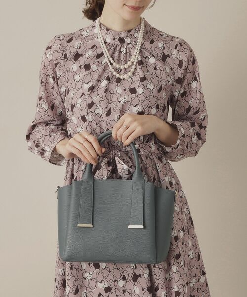 ITS'DEMO（イッツデモ）の「かるバッグ2WAYトート（トートバッグ・レディース・ブルー/ナチュラル/ブラック/アイボリー・00）」の4枚目の写真