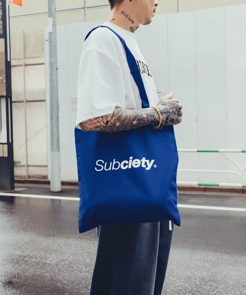 Subciety（サブサエティ）の「Essential tote bag（トートバッグ・メンズ・ホワイト/グリーン/バーガンディー/ブラック/ブルー・FREE）」の22枚目の写真