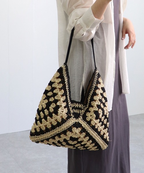 T・S・L（ティーエスエル）の「ペーパー配色クロシェワンショルダーバッグ（かごバッグ・レディース・ベージュ/オレンジ/ブラック・FREE）」の4枚目の写真