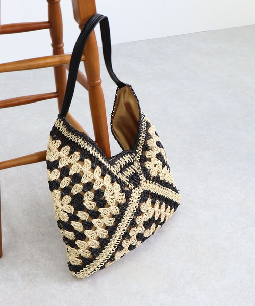 T・S・L（ティーエスエル）の「ペーパー配色クロシェワンショルダーバッグ（かごバッグ・レディース・ベージュ/オレンジ/ブラック・FREE）」の9枚目の写真