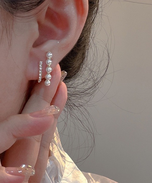 yu-ka(ユーカ)の「YU-KA:パール & CZコンビピアス Pearl & zirconia combination pierce(ピアス(両耳用)・レディース・ゴールド・FREE)」の2枚目の写真
