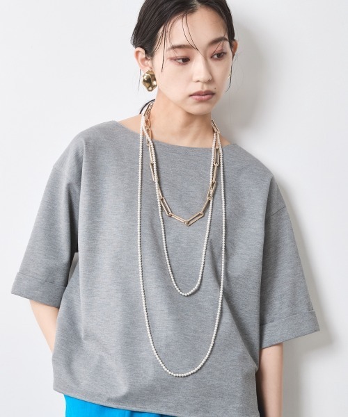 CHIC STYLE（シックスタイル）の「5分袖カットソープルオーバー＜大きいサイズ有＞シックスタイル（Tシャツ/カットソー・レディース・ブラック/グレー・M/5L/4L/3L/LL/L）」の2枚目の写真