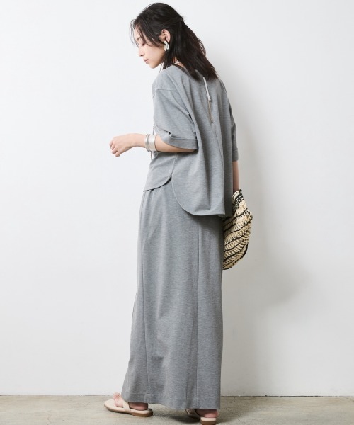 CHIC STYLE（シックスタイル）の「5分袖カットソープルオーバー＜大きいサイズ有＞シックスタイル（Tシャツ/カットソー・レディース・ブラック/グレー・M/5L/4L/3L/LL/L）」の22枚目の写真