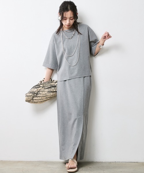 CHIC STYLE（シックスタイル）の「5分袖カットソープルオーバー＜大きいサイズ有＞シックスタイル（Tシャツ/カットソー・レディース・ブラック/グレー・M/5L/4L/3L/LL/L）」の3枚目の写真