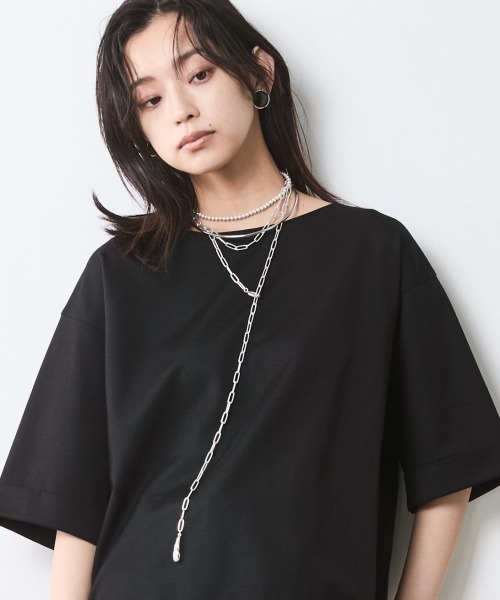 CHIC STYLE（シックスタイル）の「5分袖カットソープルオーバー＜大きいサイズ有＞シックスタイル（Tシャツ/カットソー・レディース・ブラック/グレー・M/5L/4L/3L/LL/L）」の9枚目の写真