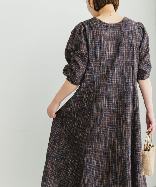 F by ROSSO（エフバイロッソ）の「F by ROSSO　チェックパフスリーブワンピース（ワンピース・レディース・ブラウン/ブルー/イエロー・36/38）」の13枚目の写真