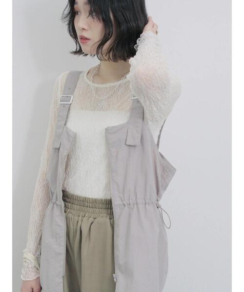 Samansa Mos2 blue（サマンサモスモスブルー）の「フロントジップドロストビスチェ（シャツ/ブラウス・レディース・ベージュ/ブラック/グレー・F）」の3枚目の写真