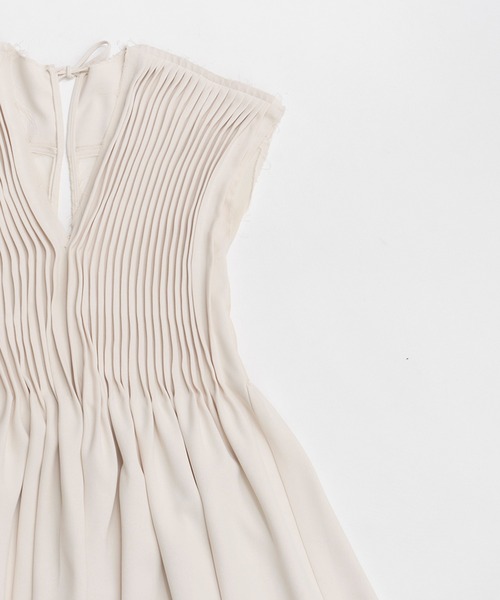 PRANK PROJECT（プランクプロジェクト）の「ピンタックチュニック / Pintuck Tunic（その他トップス・レディース・アイボリー/ブラック・FREE）」の13枚目の写真