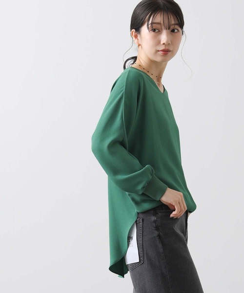 Gready Brilliant（グレディブリリアン）の「Ｖネックジョーゼットドルマンブラウス（シャツ/ブラウス・レディース・ネイビー/グリーン/アイボリー・FREE）」の21枚目の写真