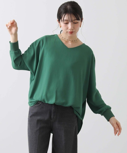 Gready Brilliant（グレディブリリアン）の「Ｖネックジョーゼットドルマンブラウス（シャツ/ブラウス・レディース・ネイビー/グリーン/アイボリー・FREE）」の19枚目の写真