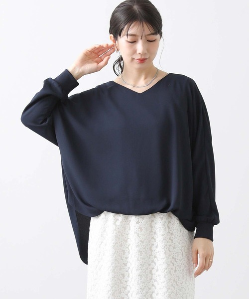 Gready Brilliant（グレディブリリアン）の「Ｖネックジョーゼットドルマンブラウス（シャツ/ブラウス・レディース・ネイビー/グリーン/アイボリー・FREE）」の11枚目の写真