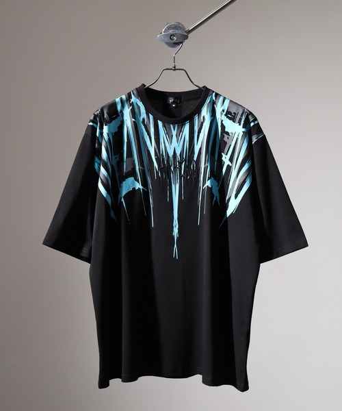 RE730（アールイーセブンサーティー）の「Psychedelic Print Short Sleeve T-Shirt / サイケデリックなプリント半袖Tシャツ unisex（Tシャツ/カットソー・メンズ・ブラック×ピンク/ブラック×ブルー/ブラック×ホワイト/チャコール・M/L）」の7枚目の写真