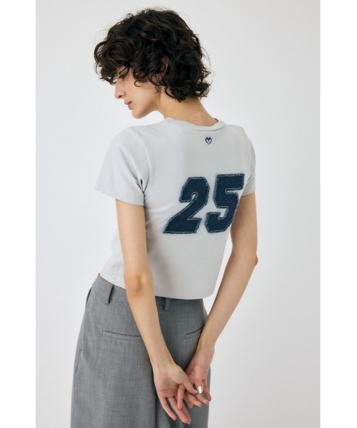 MOUSSY（マウジー）の「PATCH DENIM 25TH Tシャツ（Tシャツ/カットソー・レディース・グレー/ピンク/ブラック/ホワイト・FREE）」の8枚目の写真