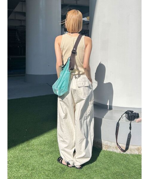 Ungrid（アングリッド）の「デザインカラータンクトップ（タンクトップ・レディース・アイボリー/チャコールグレー/グリーン系その他/パープル・FREE）」の22枚目の写真