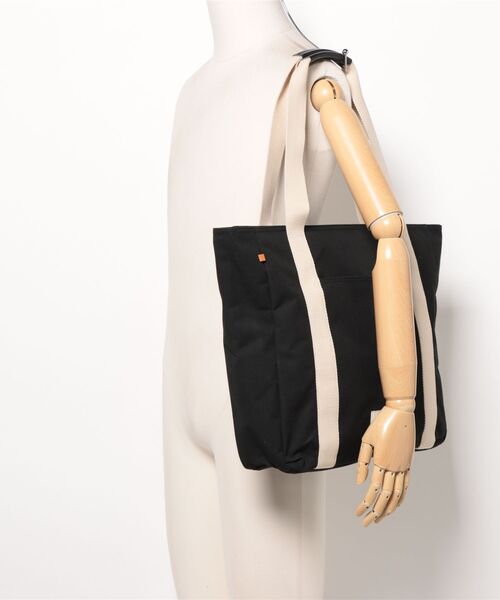 ＪＵＧＬＡＮＳ（ユグランス）の「【NATIVE UNION】W.F.A TOTE BAG PRO/トートバッグ（トートバッグ・メンズ・ブラック/カーキ/イエロー・FREE）」の17枚目の写真