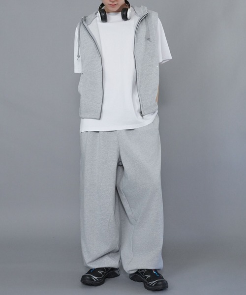 SPINNS(スピンズ)の「ボリュームワイドスウェットパンツ/ユニセックス/ドローコード付き(その他パンツ・メンズ・杢グレー/アッシュグレー/ブラック・L/M/S)」の9枚目の写真