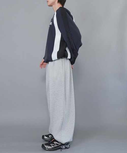 SPINNS(スピンズ)の「ボリュームワイドスウェットパンツ/ユニセックス/ドローコード付き(その他パンツ・メンズ・杢グレー/アッシュグレー/ブラック・L/M/S)」の13枚目の写真