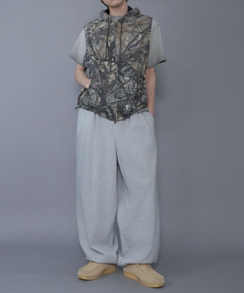 SPINNS(スピンズ)の「ボリュームワイドスウェットパンツ/ユニセックス/ドローコード付き(その他パンツ・メンズ・杢グレー/アッシュグレー/ブラック・L/M/S)」の6枚目の写真